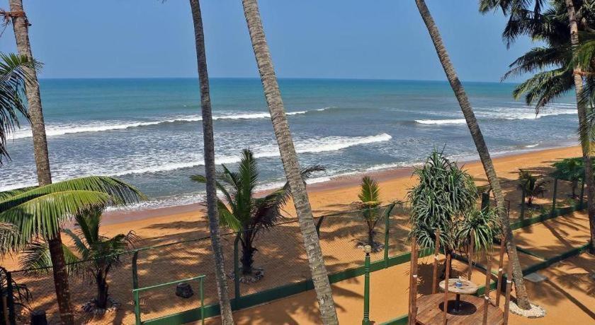 Oyo 246 Roy Villa Beach Hotel Kalutara Eksteriør billede