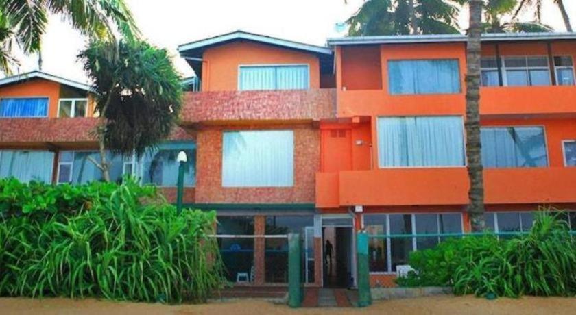 Oyo 246 Roy Villa Beach Hotel Kalutara Eksteriør billede